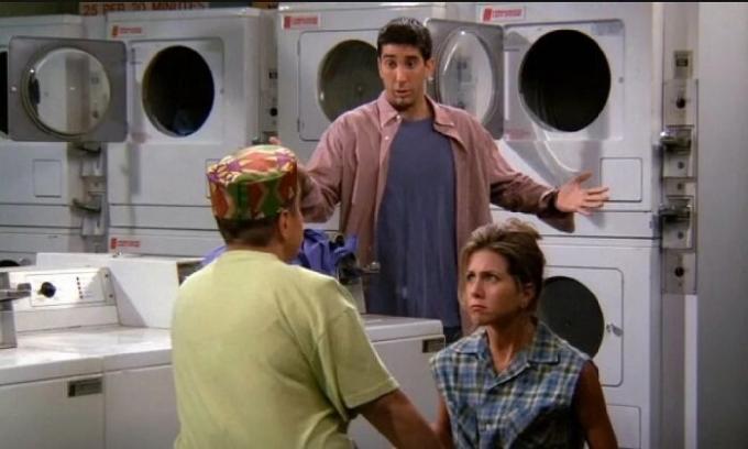 क्यों अमेरिकी अक्सर कपड़े धोने के लिए सनी भेजा जाता है।