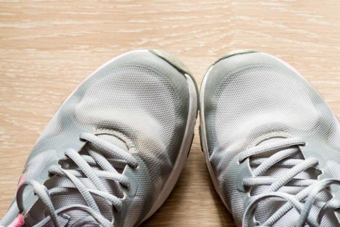 जूते के चुनाव में 7 गलतियों, जो आपके स्वास्थ्य के लिए हानिकारक हैं