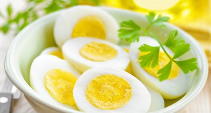 जी खाना पकाने अंडे का एक नया तरीका है, जिसके द्वारा वे और अधिक स्वादिष्ट और निविदा को प्रेरित किया है