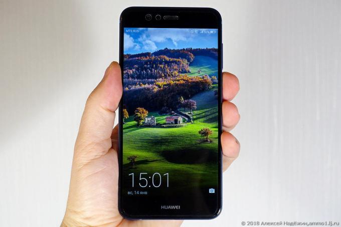 अवलोकन: स्मार्टफोन Huawei नोवा 2 प्लस