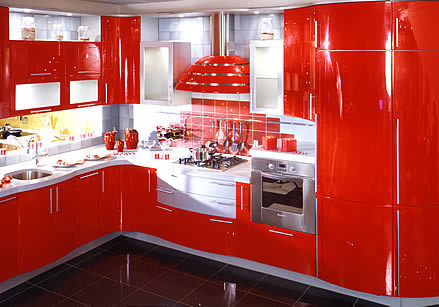 लाल और सफेद रसोई