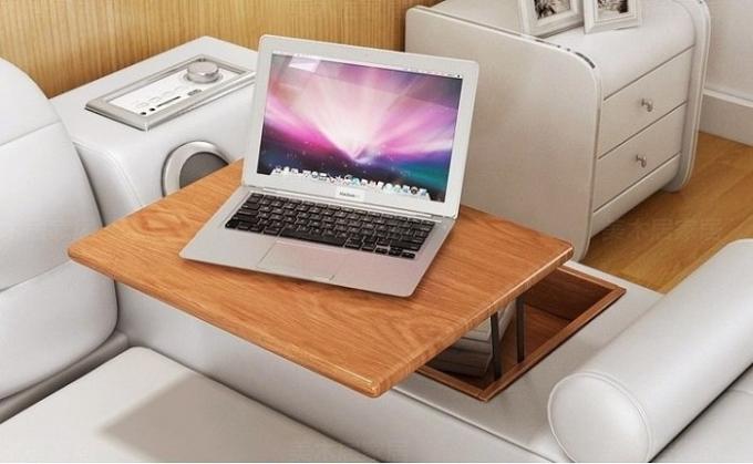 मुझे आश्चर्य है कि बिस्तर निर्मित एक लैपटॉप की मेज है