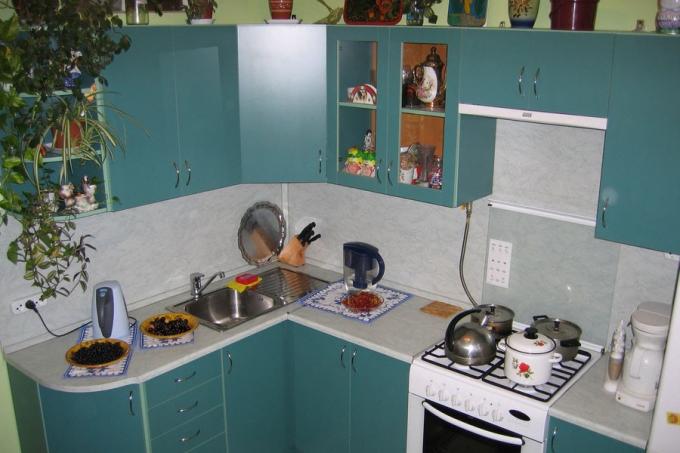 रसोई नवीकरण 6 वर्ग मीटर